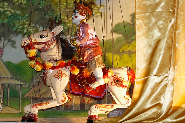 Pagan-diner marionnettes-020